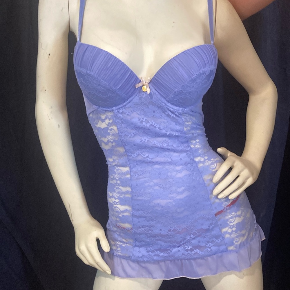 Jessica Simpson lavender lace lingerie size medium cup fits 34d